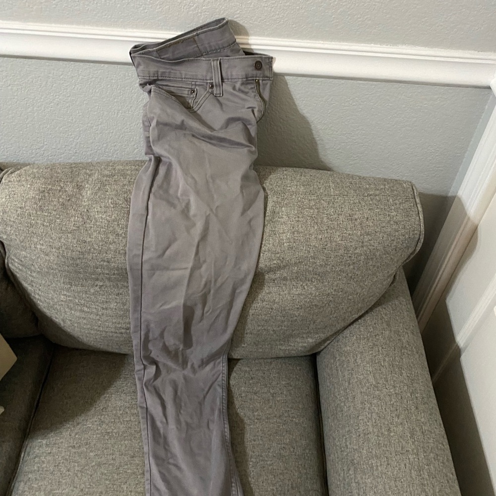 grey levi jeans